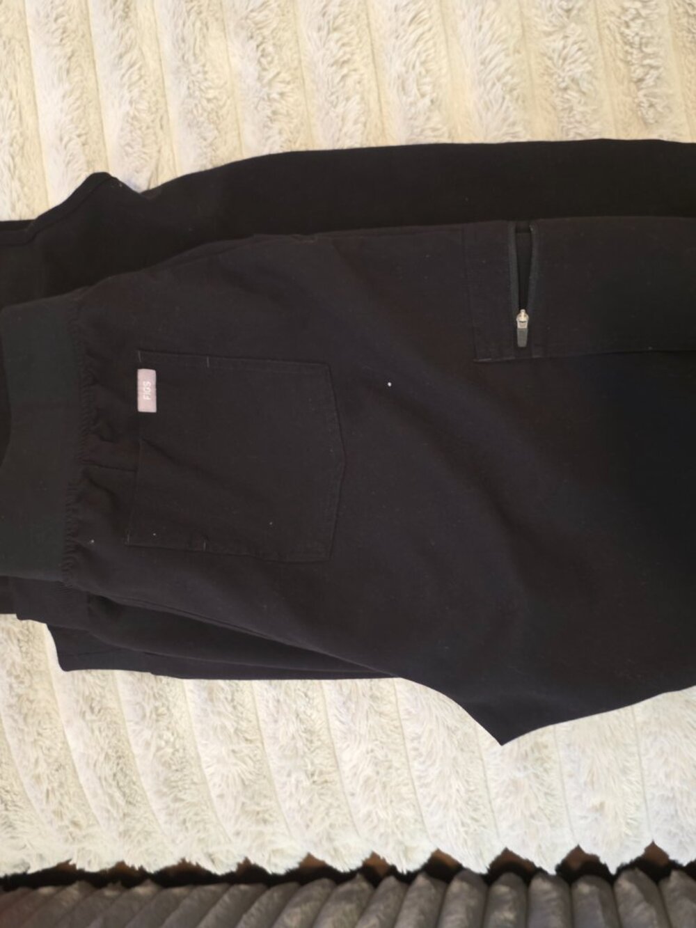Figs / Fabletics Scrubs - Picture 3 of 8